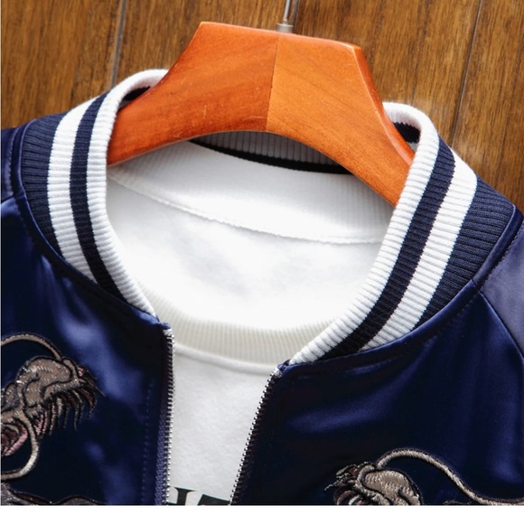 Men's Dragon Embroidered Bomber Jacket - Navy - Picture 8 of 13